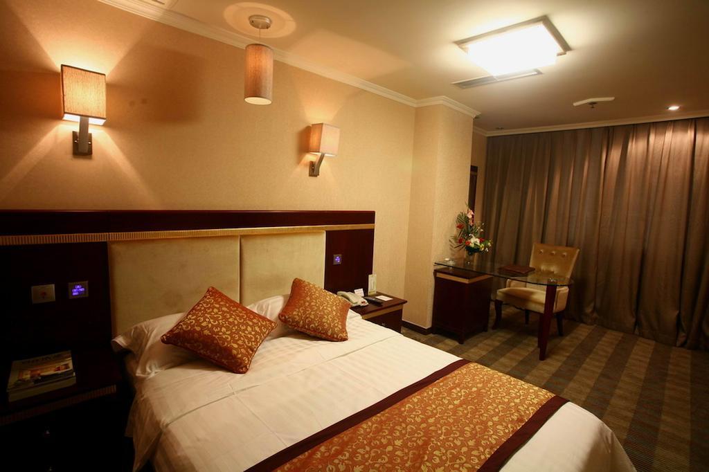 Lutianhua Hotel Chengdú Habitación foto
