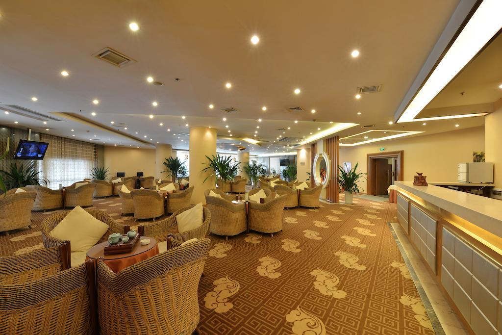 Lutianhua Hotel Chengdú Exterior foto