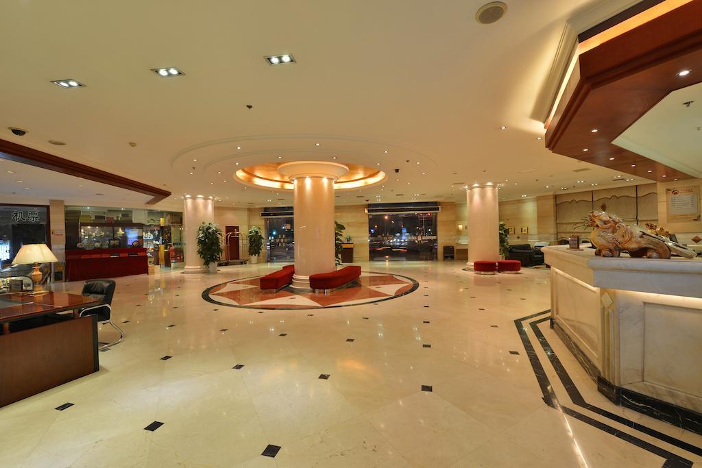 Lutianhua Hotel Chengdú Exterior foto